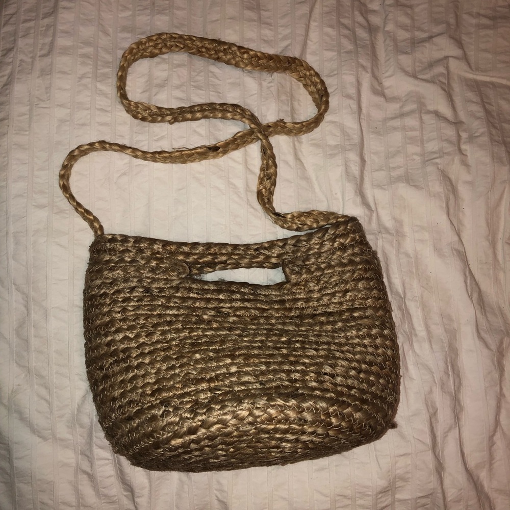 Straw bucket bag
